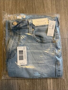 Maurices Light Blue Wide Leg Crop Jeans - Women's